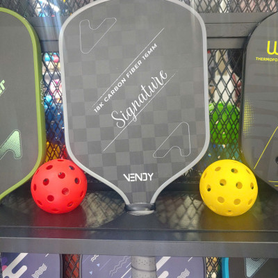 Vợt Tập Pickleball VENDY Signature 18K Carbon Fiber 16mm - Hàng Chính Hãng (1 Cái)