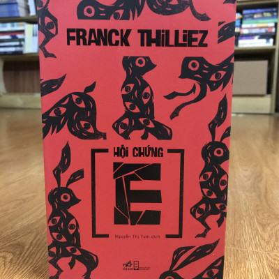 Combo sách hay: Biên niên ký chim vặn dây cót + Hội chứng E (tặng kèm bookmark)