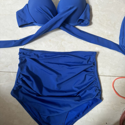 Bikini Nữ Đi Biển Sexy