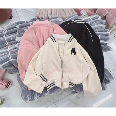 Áo khoác da lộn da lộn chữ M 2 lớp crotop cute hàng rất đẹp-A977