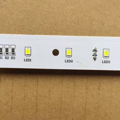 MẠCH ĐÈN LED TỦ LẠNH TOSHIBA – HÀNG CHÍNH HÃNG