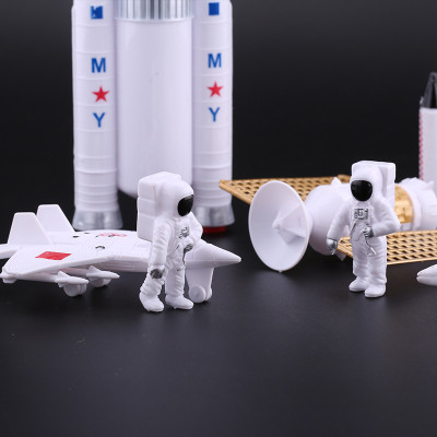 Đồ chơi mô hình Tàu Con Thoi khám phá vũ trụ sao Hỏa kèm phi hành gia 7 món trang trí bánh kem
