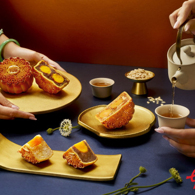 Hộp 4 Bánh Trung Thu Givral Sum Vầy 10 (200gr)