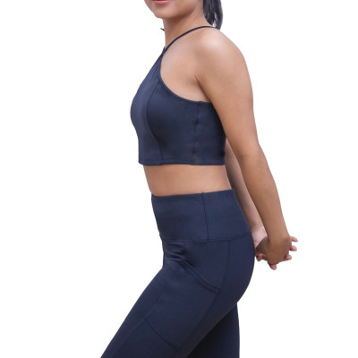 Bộ đồ thể thao LMcation - Áo ngực thể thao cổ yếm Sophie & Quần lửng thể thao trên gối túi 2 bên - Xanh đen