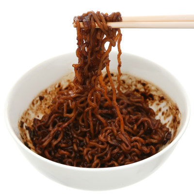 Combo 6 ly Mì Jin Tương Đen vị bò Ottogi 65g