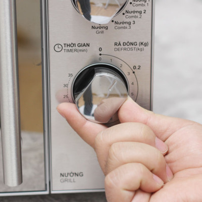 Lò Vi Sóng Có Nướng Sharp R-G227VN-M - 20L - Hàng chính hãng